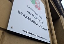 Prozess - 1 - Janet König