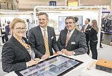 Am Weidm&uuml;ller-Stand in der Halle 11 der Hannover Messe - Thomas Reinecke