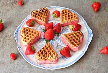 Sandwich-Erdbeereis - Isabelle Bohnert/VSSE e.V./dpa-tmn