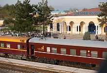 Der Zug &laquo;Orient Silk Road Express&raquo; im Bahnhof von Shahrisabz - Andreas Drouve/dpa-tmn