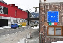 Einreise nach Italien - Foto: Kerstin Joensson/AP/dpa/Archiv