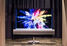 OLED-Fernseher Beovision Eclipse - Foto: Alexander Heinl/dpa-tmn
