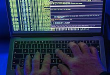 Computer Hacker - picture alliance / Jochen Tack