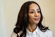 Schriftsteller Rushdie besucht Steinmeier - Fabian Sommer/dpa