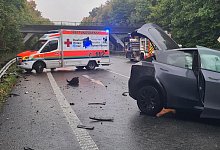 Unfall Extertalstraße - 1 - Feuerwehr Barntrup