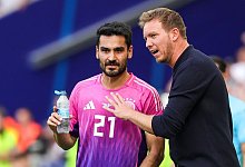 Ilkay G&uuml;ndogan (l) und Julian Nagelsmann - Christian Charisius/dpa