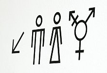 Vielfalt-Symbole für Toiletten - Jens Kalaene/dpa