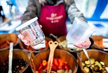 Mehrweg-Pflicht f&uuml;r Gastronomie - Hauke-Christian Dittrich/dpa/dpa-tmn