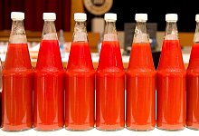 Gem&uuml;sesaft - Foto: Sebastian Kahnert/dpa