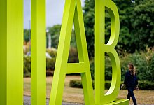 IAB - Institut für Arbeitsmarkt- und Berufsforschung - Daniel Karmann/dpa