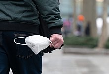 Maske - Foto: Sebastian Kahnert/dpa-Zentralbild/dpa