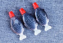 Sojasoßen-Behälter in Fischform - Mark Baker/AP/dpa