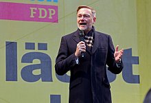 Wahlkampf FDP - Rostock - Bernd W&uuml;stneck/dpa