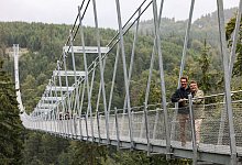 Hendrik W&uuml;st und Boris Rhein - Oliver Berg/dpa