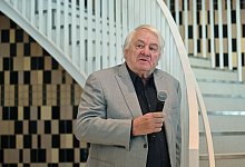 Hasso Plattner, Mitbegr&uuml;nder des IT-Unternehmens SAP und M&auml;zen, w&auml;hrend einer Vorbesichtigung im &laquo;Das Minsk Kunsthaus in Potsdam&raquo;. - Patrick Pleul/dpa