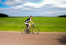 Radfahren Symbolbild - Pixabay/Skitterphoto