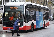 E-Bus der Hamburger Hochbahn - Marcus Brandt/dpa