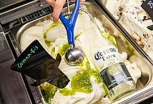 Wer «Corona» alles im Namen trägt - Foto: Peter Kneffel/dpa