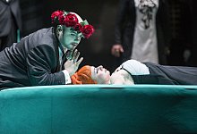 2015-01-salome0015-ksc.jpg - &copy; Kerstin Schomburg, Schomburgstra&szlig;e 48, 22767 Hamburg, Tel: +49.173.1447766, post@kerstinschomburg.de // Steuer-Nr: 02/564/28