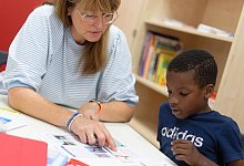 Tausende Lernhelfer - Henning Kaiser/dpa