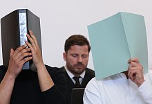 Prozess wegen B&ouml;llerz&uuml;ndung im Augsburger Fu&szlig;ballstadion - Karl-Josef Hildenbrand/dpa