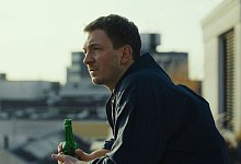 Schauspieler Johannes Kienast in der Serie "Chabos" - Nikolaus Schreiber/ZDF/dpa