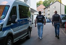Durchsuchungen nach Bielefelder Messerangreifer - Tim Oelbermann/dpa
