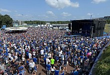 Fußball: 2. Bundesliga, Saisoneröffnung FC Schalke 04 - Carsten Lappe/dpa