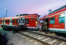 Zusammensto&szlig; von M&uuml;nchner S-Bahnen - Foto: Matthias Balk/dpa