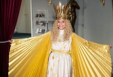 Kost&uuml;mprobe - Foto: Daniel Karmann/dpa