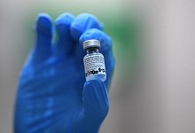 Ein Corona-Impfstoff - Foto: Victoria Jones/PA Wire/dpa