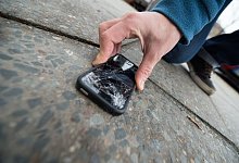 Finanztest Handyversicherungen - Franziska Gabbert/dpa-tmn