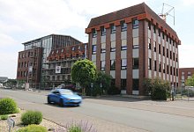 Das Geb&auml;ude der betroffenen Firma aus Schlo&szlig; Holte-Stukenbrock.&nbsp; - Sigurd Gringel