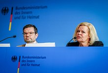 Vorstellung Sicherheitspaket nach dem Anschlag von Solingen - Kay Nietfeld/dpa