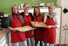 PicsArt_12-01-10.50.11-363155511 - Julia Kube