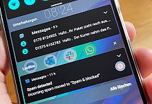 Vorsicht bei verd&auml;chtigen SMS - Foto: Till Simon Nagel/dpa-tmn