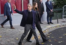 Haftantritt von Frankreichs Ex-Präsident Sarkozy - Thibault Camus/AP/dpa