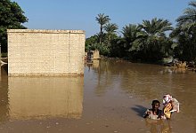 Überschwemmungen in Pakistan - Asim Tanveer/AP/dpa