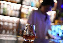 Weinbrand - Johannes Neudecker/dpa