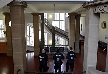 Rocker und Clan-Mitglied nach Schießerei vor Gericht - Federico Gambarini/dpa