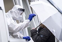 Corona-Teststation - Foto: Marius Becker/dpa