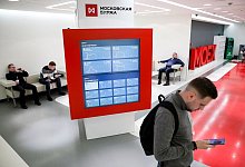 Auch am Mittwoch bleibt die B&ouml;rse in Moskau geschlossen. - Pavel Golovkin/AP/dpa