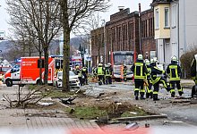 Unfall mit Bus im Sauerland - Alex Talash/dpa