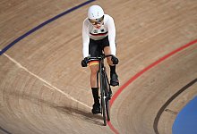 Bahnrad-Sprinterin Emma Hinze in Aktion. - Sebastian Gollnow/dpa