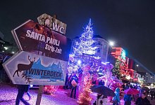 Santa Pauli Weihnachtsmarkt - Daniel Bockwoldt/dpa/Archiv