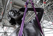 Statuen an Pariser Notre-Dame - Romaric Toussaint/Rebâtir No/dpa