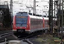 Bahnverkehr Rhein-Main-Gebiet - Sebastian Gollnow/dpa