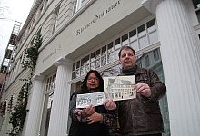 Schweineh&auml;lften als Schaufensterdekoration - Foto: Asbrock