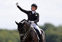 Isabell Werth auf Wendy - Rolf Vennenbernd/dpa