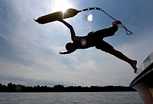 Rettungsschwimmer - Peter Steffen/dpa